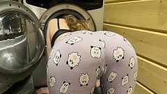 Stepsister Stuck In Washing Machine - Anny Walker