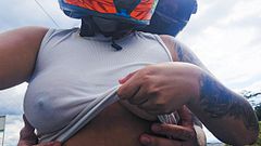 ¡Me recoge mujer en DiDi sin sostén, me deja agarrarle las tetas!