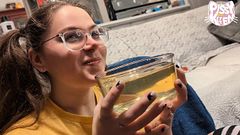 Dumb bitch thinks her bowl of piss is the Holy Grail🌟