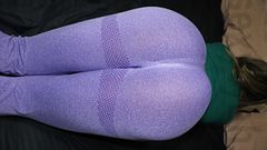 Windbreaker Pants or Yoga Pants? Whats the Best to Dry Hump!