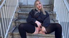 A beauty shows her pussy and tits on the street on the first date!