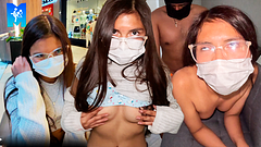¡RECIÉN 18! - Sexo duro con pequeña infiel en centro comercial - MAXI