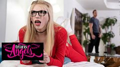 reaction to a rich fuck with Izzy Wilde, a very rich trans girl