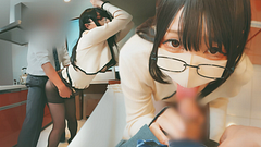 給湯室で脚ガクガク脳が溶けるまで何度もイカされる黒スト眼鏡のおとなしめOLちゃん。おとなしめと思いきや化けの皮剥がれチン媚びザー汁まみれエロ女で草。の巻