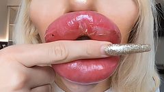 Playing with my Big Lips after getting them really massive