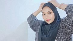 Selesai KONDANGAN ajak ngentot suami orang-after the wedding, invite someone else's husband to have sex