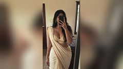 Amatuer Indian Girl Swallows A Huge Load 💦👄🇮🇳