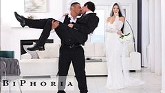 BIPHORIA - "I Need Something In My Mouth, It Calms Me Down, You're The Best Man, Now Help Me Out"